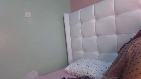 Snapshot of tannia004 chatting on 9, 1, 2025 tania online show from 9, 1, 2025