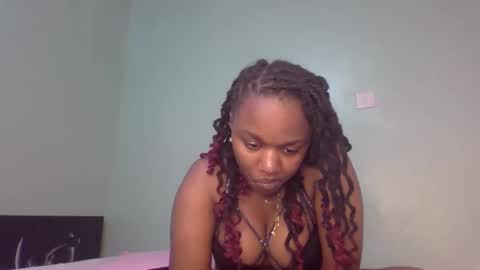 Snapshot of tannia004 chatting on 10, 1, 2025 tania online show from 10, 1, 2025