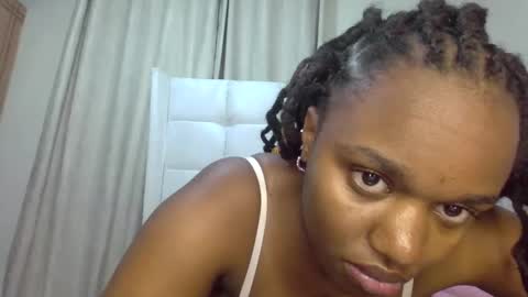 Snapshot of tannia004 chatting on 1, 3, 2025 tania online show from 1, 3, 2025