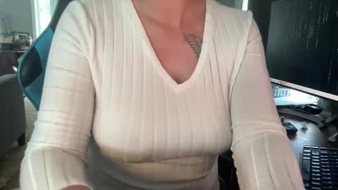 tantricbella online show from 7, 2, 2026