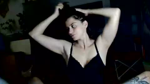 Snapshot of tantricloves chatting on 15, 6, 2026 TantricLoves online show from 15, 6, 2026
