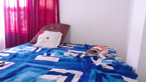 Snapshot of tantricroots chatting on 7, 12, 2024 Angeline Follow online show from 7, 12, 2024