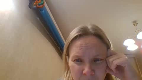 tanystar online show from 4, 12, 2025