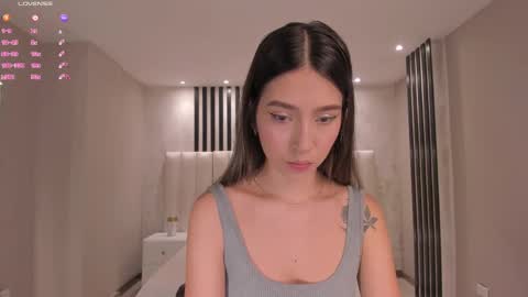 Tara Lawrence online show from 22, 9, 2025