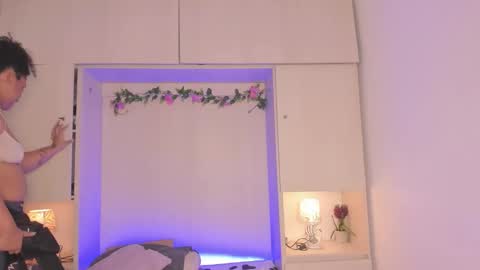  T A R A  online show from 1, 11, 2025