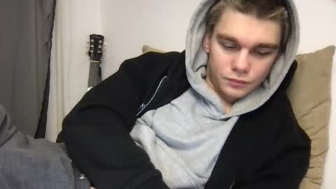 tasteithorny online show from 18, 2, 2025