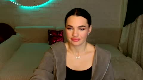 tasty_babyy online show from 5, 12, 2025