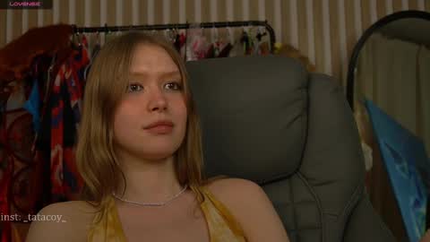 Snapshot of tatacoy chatting on 28, 2, 2025 TataCoy online show from 28, 2, 2025