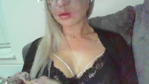 Snapshot of tatiana19988 chatting on 26, 7, 2026 tatiana19988 online show from 26, 7, 2026
