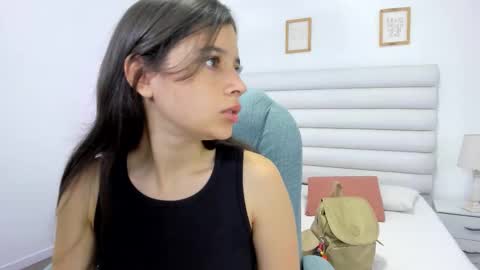 Snapshot of tatiana_arboleda chatting on 12, 9, 2025 tatiana_arboleda online show from 12, 9, 2025