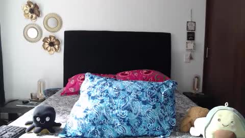 Snapshot of tatiana_monteros chatting on 27, 10, 2025 tatiana_monteros online show from 27, 10, 2025