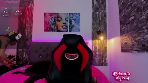 Snapshot of tatiana_sc chatting on 17, 1, 2025 Tatiana SC online show from 17, 1, 2025