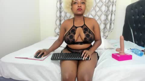 Snapshot of tatiana_storm chatting on 15, 2, 2026 tatiana_storm online show from 15, 2, 2026