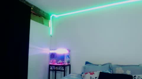Snapshot of tatiana_tl222 chatting on 13, 10, 2025 Tatiana online show from 13, 10, 2025