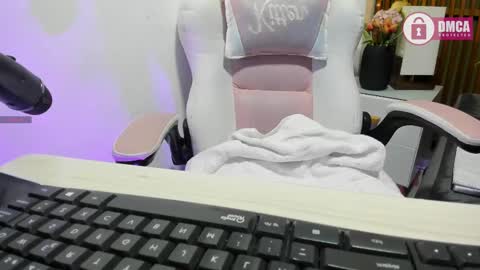 i am tatiana  online show from 1, 3, 2025