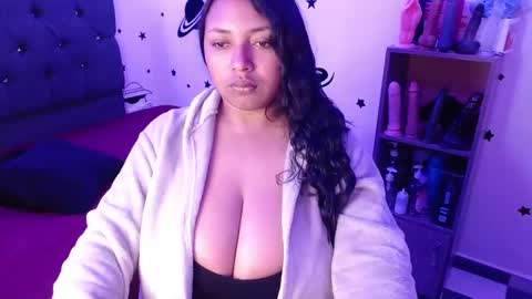Snapshot of tatiana_wd chatting on 7, 1, 2025 tatiana online show from 7, 1, 2025
