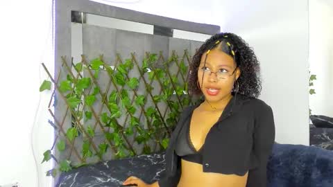 tatianasquirthot online show from 23, 3, 2026