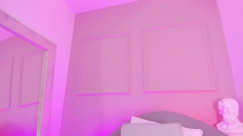 Snapshot of tatii_moon chatting on 13, 6, 2026 Tati online show from 13, 6, 2026