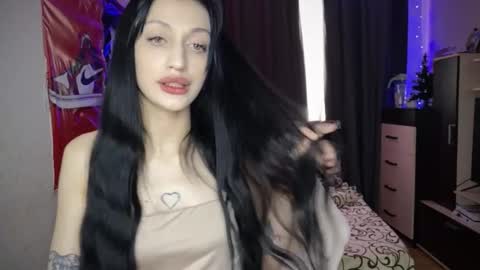 tatika_williams online show from 21, 12, 2025