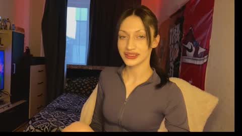 tatika_williams online show from 22, 3, 2026