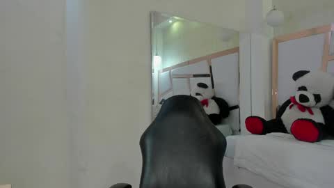 Snapshot of tatikanyx chatting on 28, 5, 2026 tatikanyx online show from 28, 5, 2026