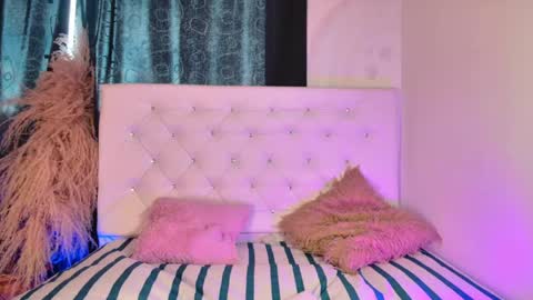 tatix online show from 18, 4, 2026