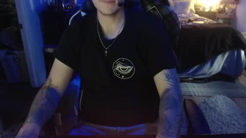 Snapshot of tattedhubs5 chatting on 25, 10, 2025 tattedhubs5 online show from 25, 10, 2025