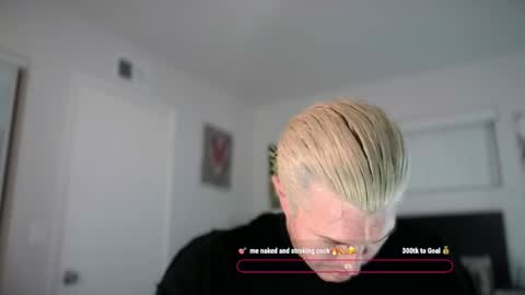 Snapshot of tattednblonde chatting on 10, 6, 2026 tattednblonde online show from 10, 6, 2026