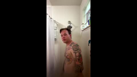 Snapshot of tattedupboyfun chatting on 3, 6, 2026 tattedupboyfun online show from 3, 6, 2026
