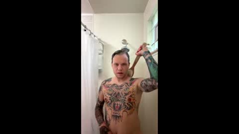 Snapshot of tattedupboyfun chatting on 6, 6, 2026 tattedupboyfun online show from 6, 6, 2026