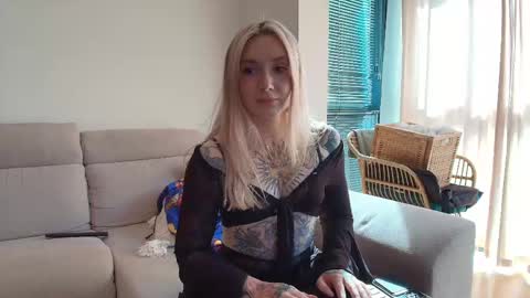 Snapshot of tattoobbgirl chatting on 17, 4, 2026 tattoobbgirl online show from 17, 4, 2026