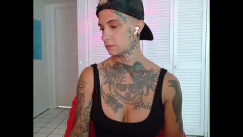 Snapshot of tattooed_natalia chatting on 7, 7, 2026 Natalia 3 online show from 7, 7, 2026