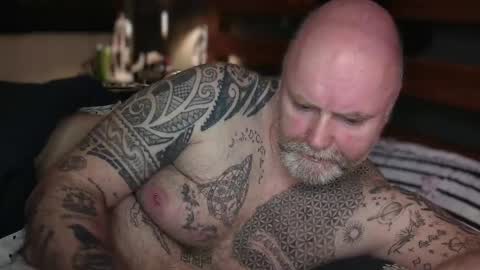 Snapshot of tattooeddilf01 chatting on 1, 5, 2026 Tattooeddilf 01 online show from 1, 5, 2026