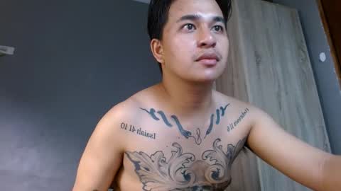 Snapshot of tattooguy1209 chatting on 16, 11, 2025 zareen online show from 16, 11, 2025