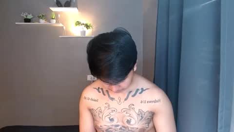 Snapshot of tattooguy1209 chatting on 25, 11, 2025 zareen online show from 25, 11, 2025