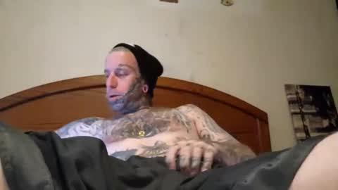 Snapshot of tattoosnsmoke1111 chatting on 22, 11, 2025 tattoosnsmoke1111 online show from 22, 11, 2025