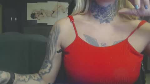 tatuada_safada online show from 8, 6, 2026
