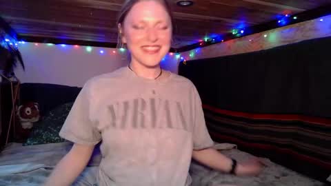 Snapshot of tatum__kahlo chatting on 11, 1, 2025 TATUM ALL MY LINKS online show from 11, 1, 2025