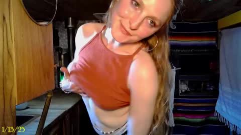 Snapshot of tatum__kahlo chatting on 13, 1, 2025 TATUM ALL MY LINKS online show from 13, 1, 2025