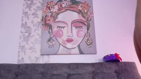 Snapshot of taty_miller chatting on 28, 4, 2026 Taty Miller online show from 28, 4, 2026