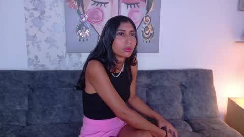Snapshot of taty_miller chatting on 14, 5, 2026 Taty Miller online show from 14, 5, 2026