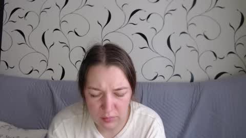 Snapshot of taxxxu chatting on 23, 10, 2025 Diana online show from 23, 10, 2025