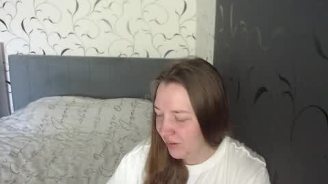 Snapshot of taxxxu chatting on 19, 5, 2026 Diana online show from 19, 5, 2026