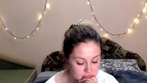 Taya online show from 25, 4, 2026