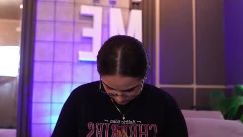 Teylor  Kim online show from 14, 1, 2026