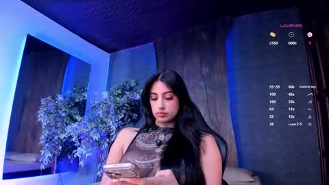 Taylor  Help me to get 100 thumbs up online show from 4, 2, 2026