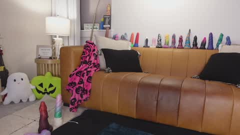 Snapshot of taylor_love_303 chatting on 9, 10, 2025 Taylor -- online show from 9, 10, 2025