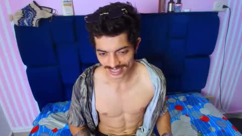 Snapshot of taylor_stele chatting on 30, 4, 2026 taylor stele online show from 30, 4, 2026