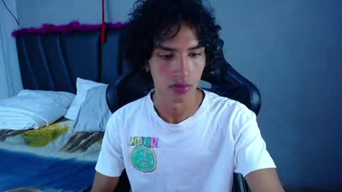 Snapshot of tayronx33 chatting on 15, 5, 2026 Tayron online show from 15, 5, 2026