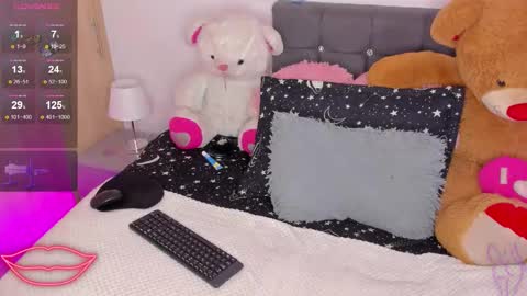  TAYSSA  ONLINE FROM 0630 PM - 1130 PM COLOMBIAN HOUR online show from 25, 9, 2025